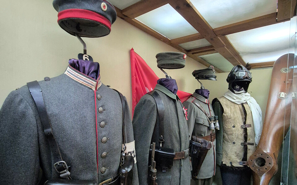 Mundury powstańców w muzeum