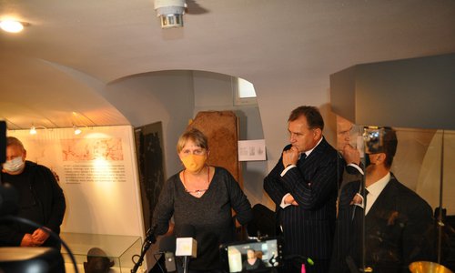 Image description
