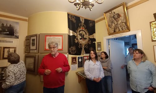 Image description